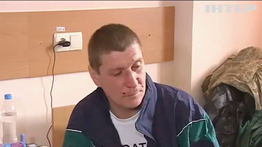 У Дніпропетровську лікарі оперують поранених під Мар’їнкою військових