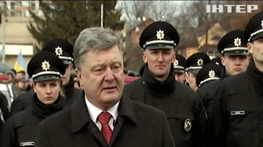 Порошенко назвав невдалою провокацією події на Майдані 