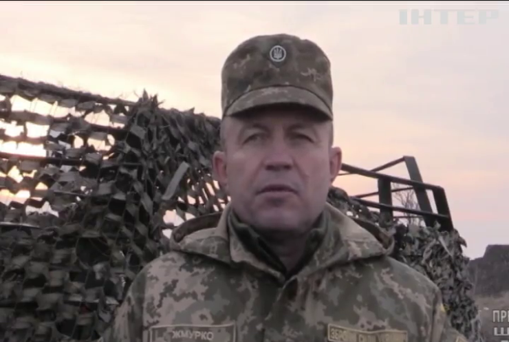 На Донбасі військових обстрілюють з БМП