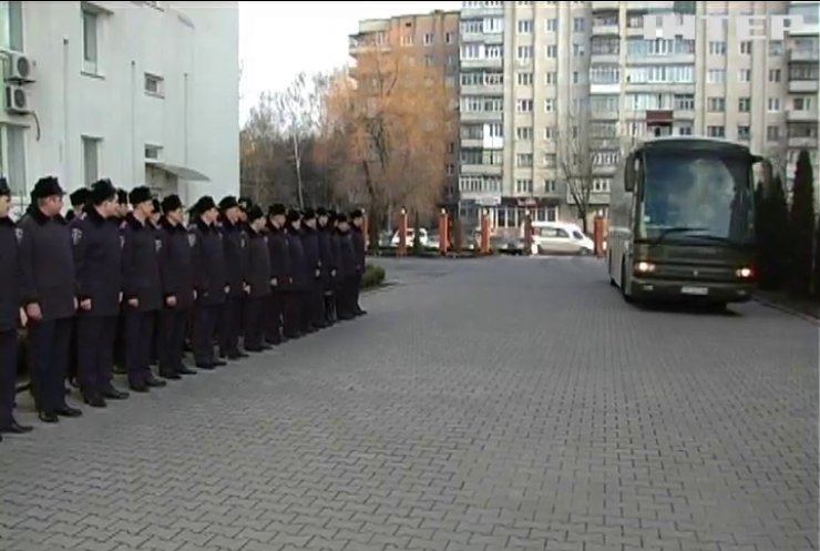 Правоохоронців Хмельницького нагородили за службу на сході