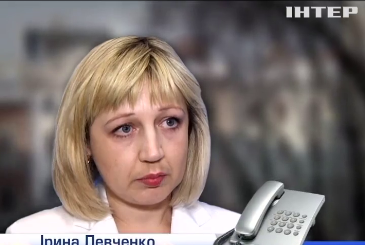 Вибухом у Києві пошкодило лавку та побило вікна