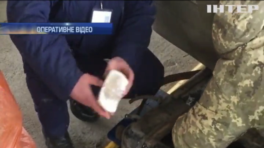 Харків'янин намагався вивезти 148 млн рублів до Росії