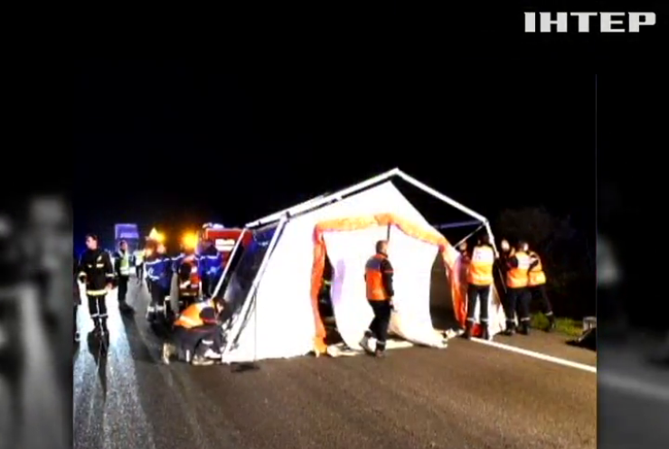 У Франції в аварії загинули 12 людей