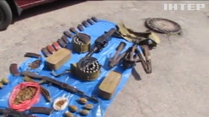 У Запоріжжі схопили торгівців зброєю з зони АТО 