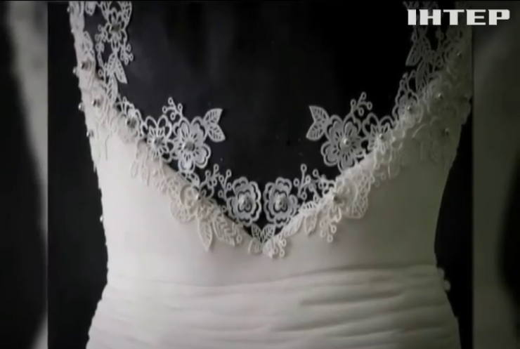 У Британії презентували їстівну весільну сукню