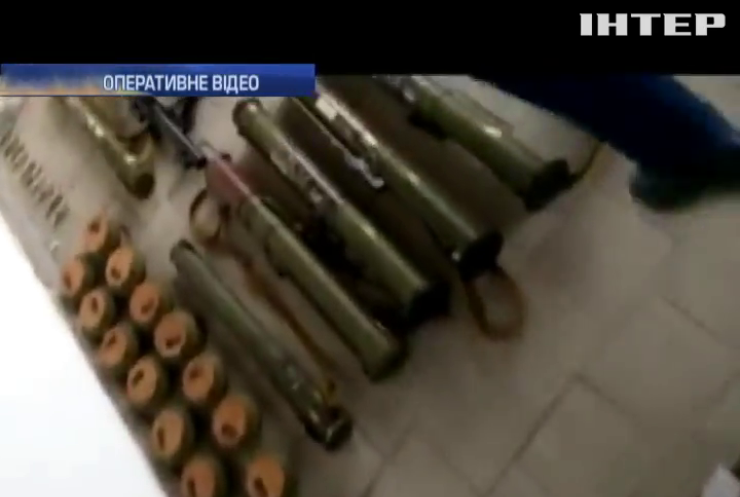На Луганщині знайшли викрадену з військових частин зброю