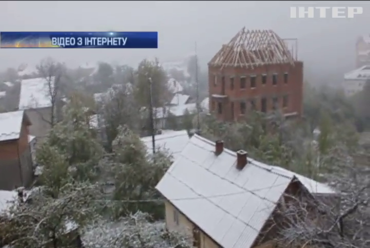 Львівщину та Закарпаття засипало снігом