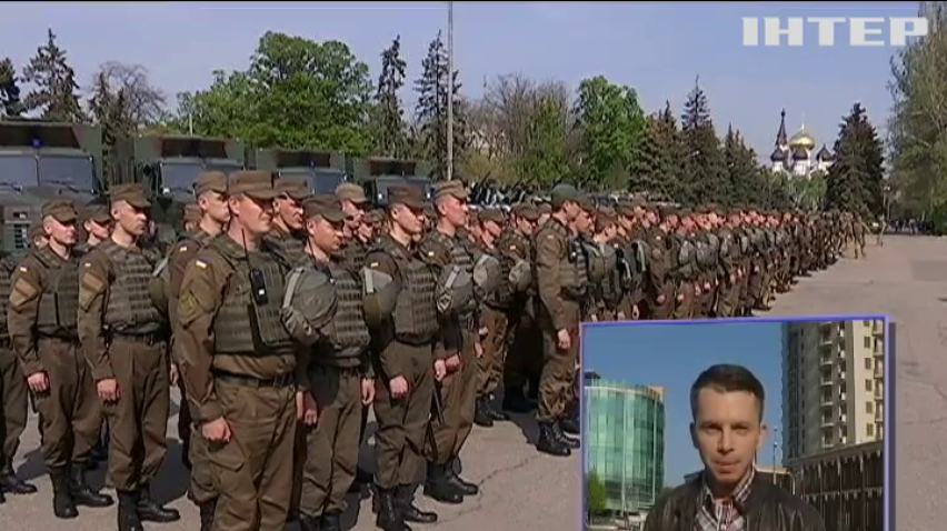В Одессе обнаружили тайники с оружием перед годовщиной 2 мая (видео)