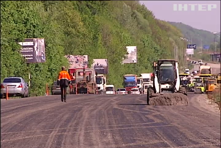 На ремонт дорог Кабмин выделил 19 млрд гривен