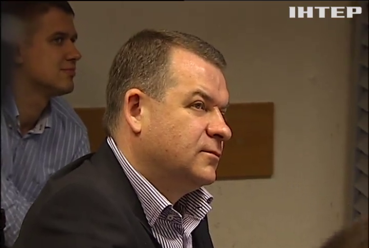 В Голосіївському суді допитують свідків у справі "діамантових прокурорів"