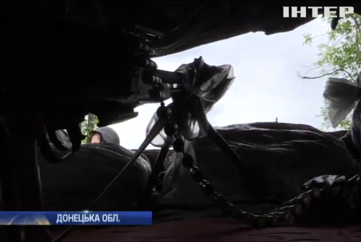 Під Маріуполем армійців атакували з двох боків