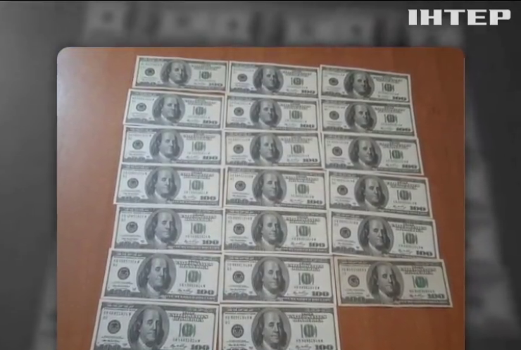 Мера Гайворона впіймали на хабарі