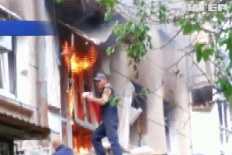 Одессу потрясли мощные взрывы (видео)