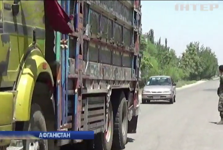 В Афганістані таліби захопили 3 автобуси з 200 пасажирами