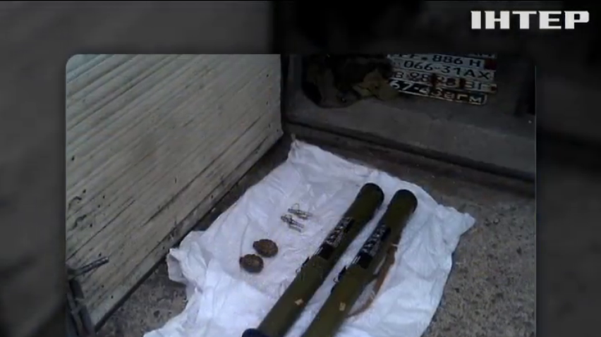 На Луганщині знайшли склад зброї у будинку сепаратиста 