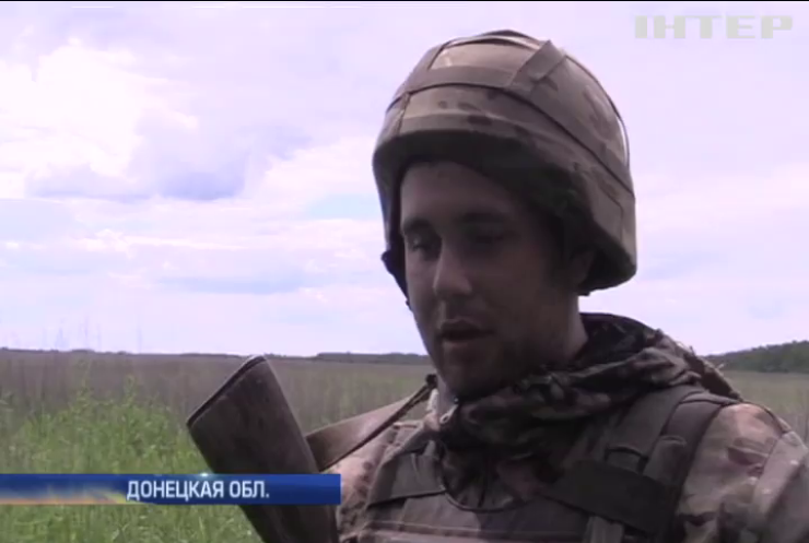 Под Опытным диверсанты атакуют военных под прикрытием артиллерии