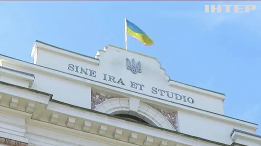 Судья в Ивано-Франковске вынесла решение в пользу собственного отца