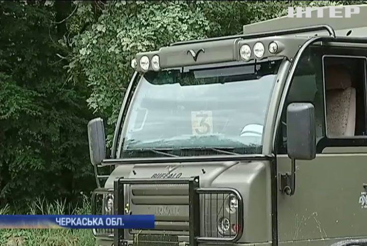 Прикордонники випробують на Донбасі турецькі броньовані "Буфало" та "Бізони"