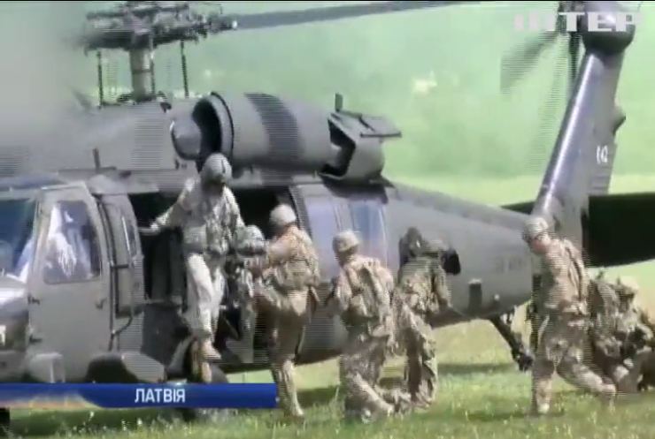 США відправлять до Латвії тактичні гелікоптери