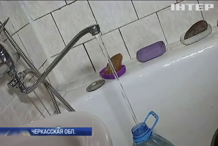В 35-градусную жару жители Черкасской области и Черновцов остались без воды