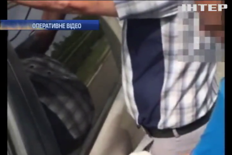На Донеччині за хабар затримали голову сільради