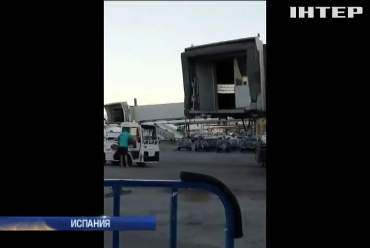 Пассажир в Мадриде бежал за самолетом по взлетной полосе