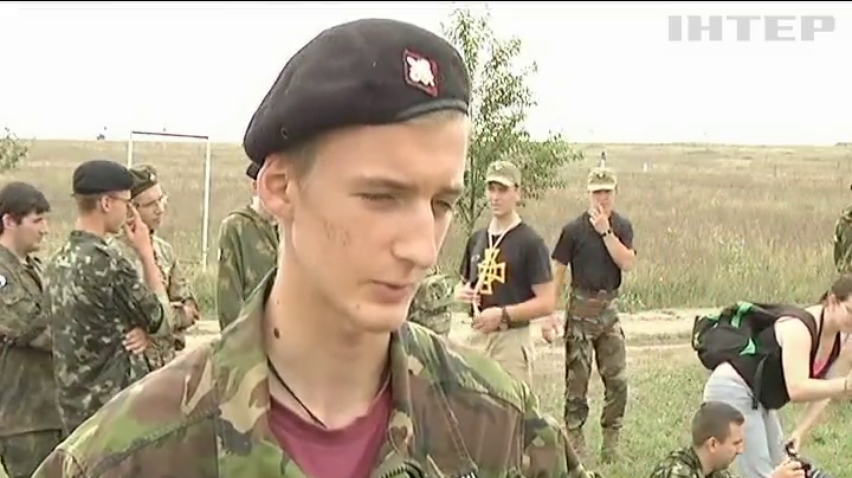 Під Кропивницьким "кіборги" тренують пластунів