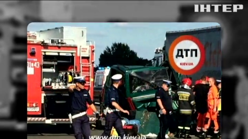 В Польше в аварии автобуса погибли 5 человек