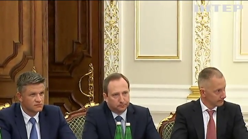 Игорь Райнин сменил Бориса Ложкина на должности главы АП
