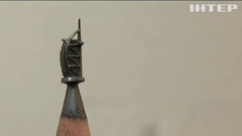 Майстер з Китаю виготовлює скульптури на вістрі олівців