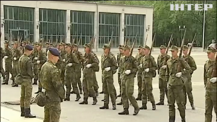 В армии Германии будут отлавливать новобранцев-радикалов (видео)