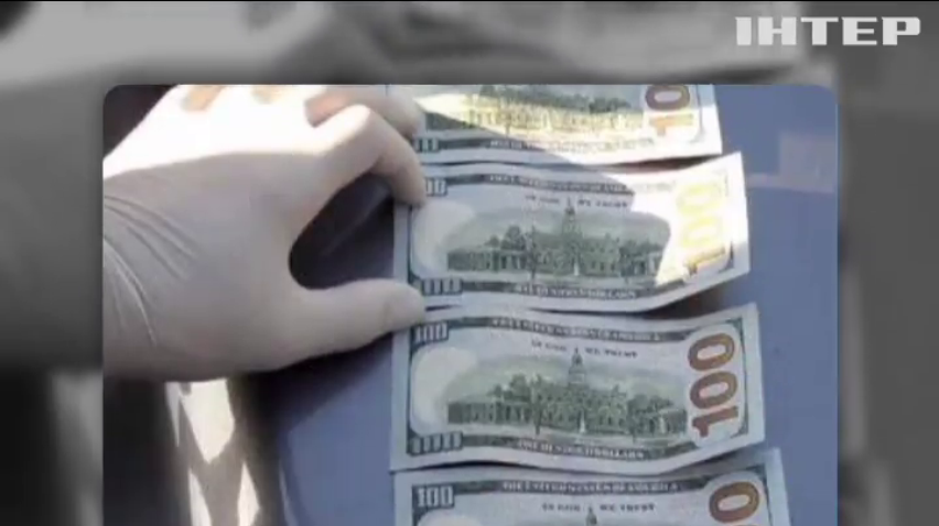 У Херсоні на хабарі у $1000 погорів поліцейський