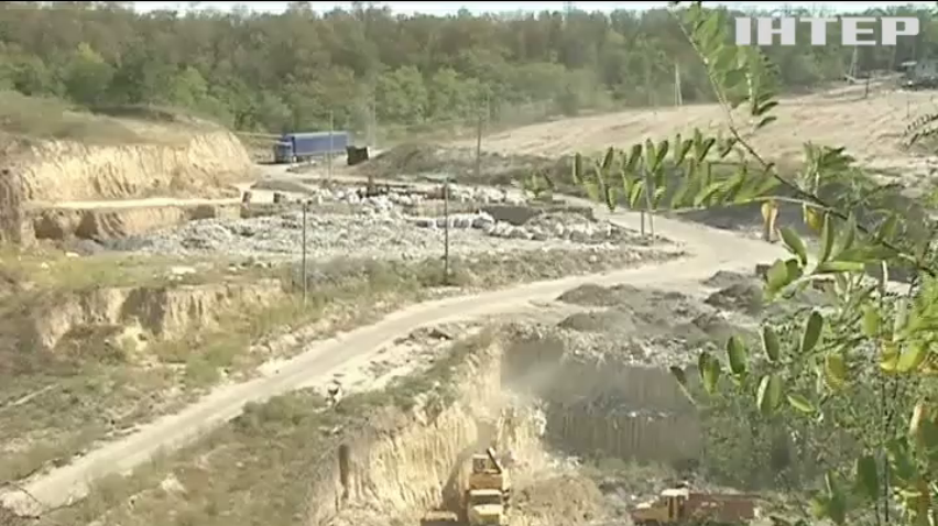 Днепр завалили мусором со Львова