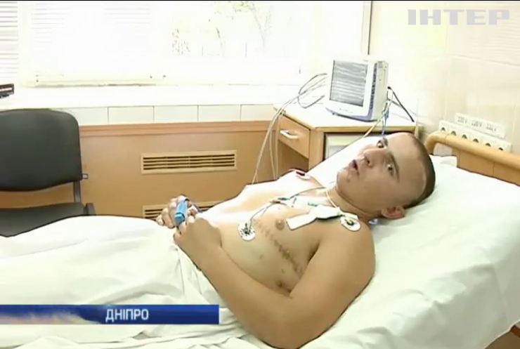 У Києві хірурги готуються до складної операції над бійцем АТО