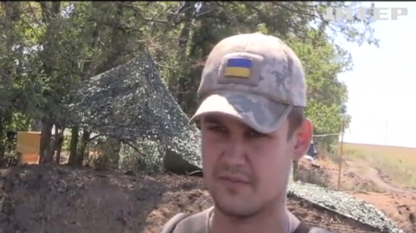 Під Широкиним ворог підвозить техніку до фронту