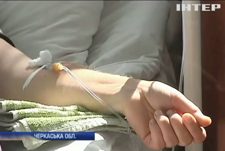 На Черкащині від поминального обіду 21 людина захворіла на сальмонельоз