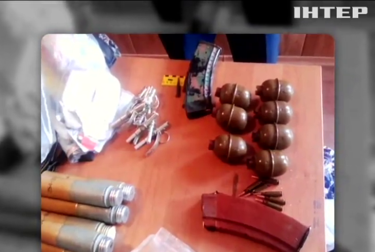 У Костянтинівці на Донеччині затримали чоловіка з арсеналом гранат