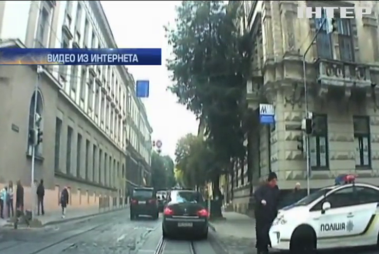Полиция Львова отрицает вину за наезд на пешехода
