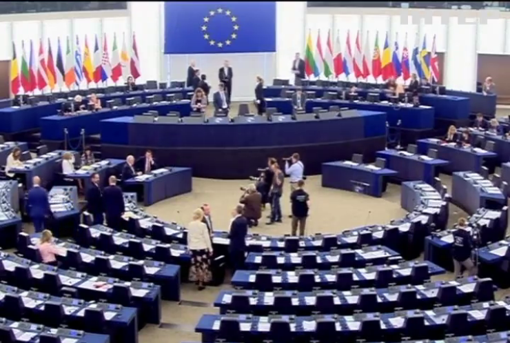 Комітет Європарламенту схвалив безвізовий режим для України