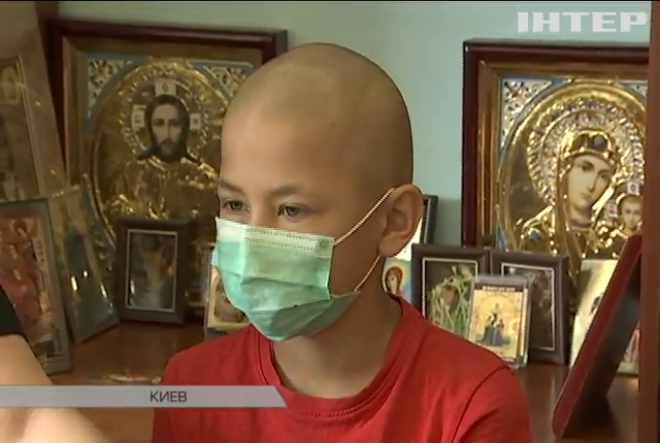 В Украине тяжелобольных людей оставили умирать без лекарств