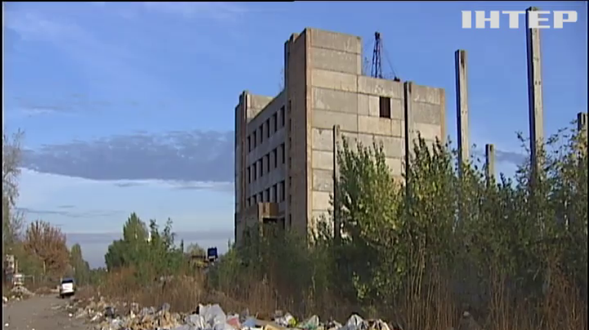 Киев погряз в мусоре (видео)