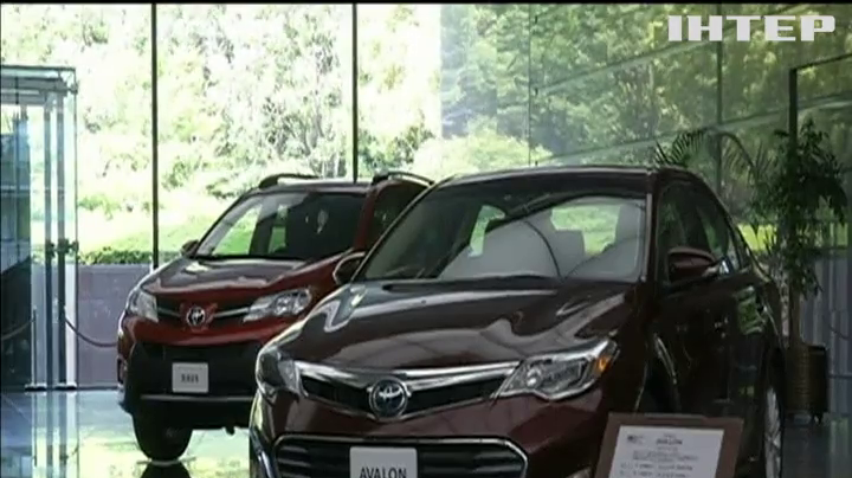 Компанія "Toyota" через брак відкликає 6 мільйонів автомобілів