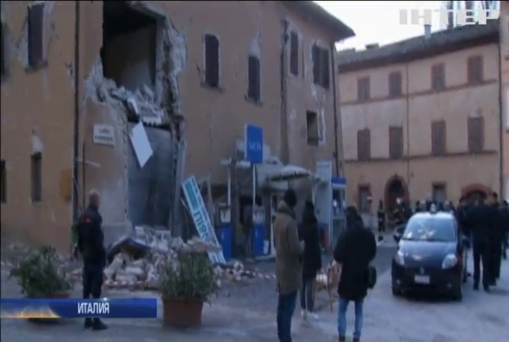 В Италии эвакуировали 4 тыс. людей из-за землетрясения