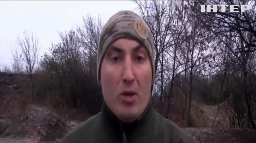 На Донбасі БМП ворога обстрілював захисників Мар'їнки