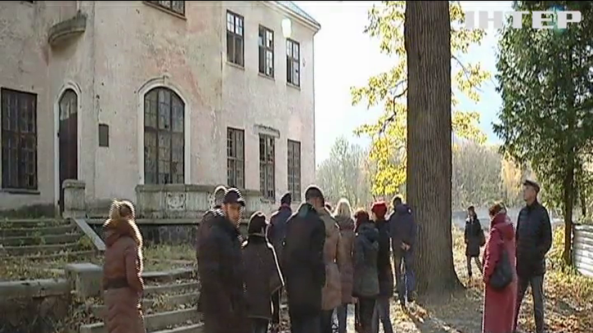 В Черкасской области на грани разрушения дворец графа Шувалова