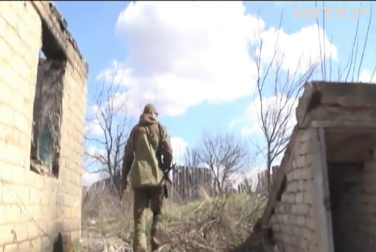 На Маріупольському напрямку ворог продовжує обстріли