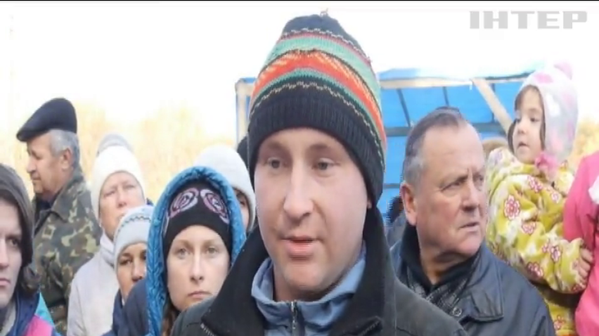 На Волині жителі мітингують проти будівництва сміттєспалювального заводу