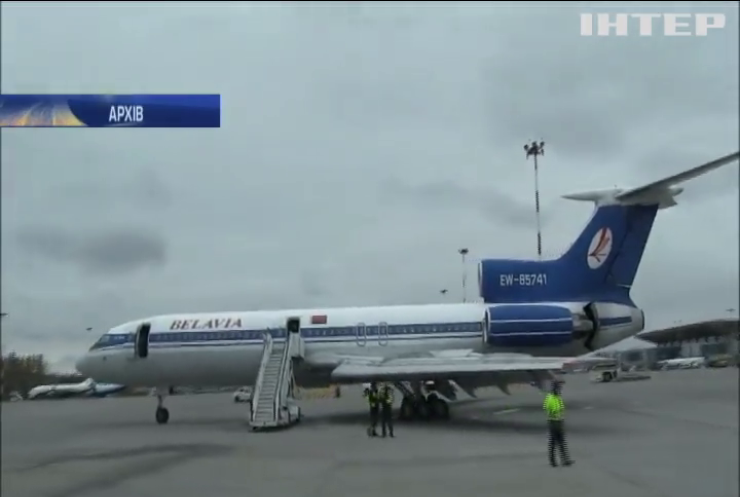 Літаку з Білорусі у Києві погрожували винищувачами