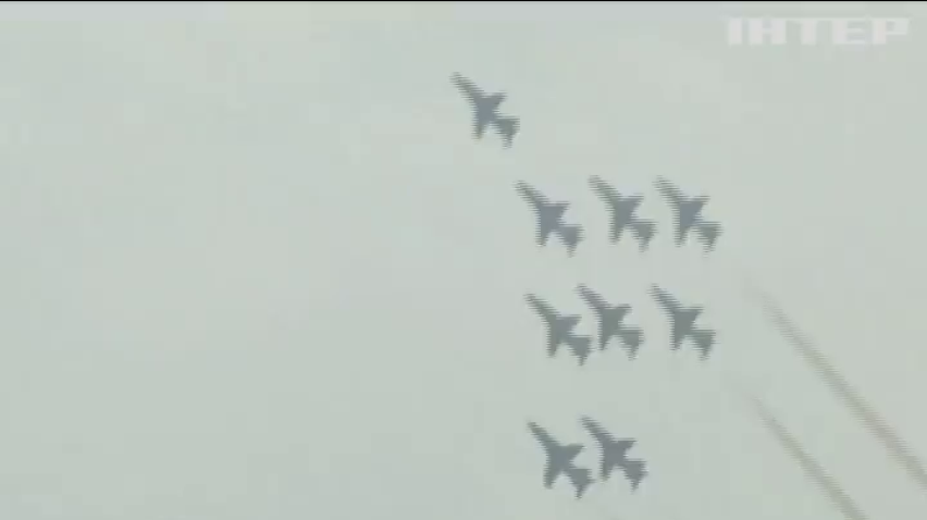 Китай представив новий бойовий літак J-20