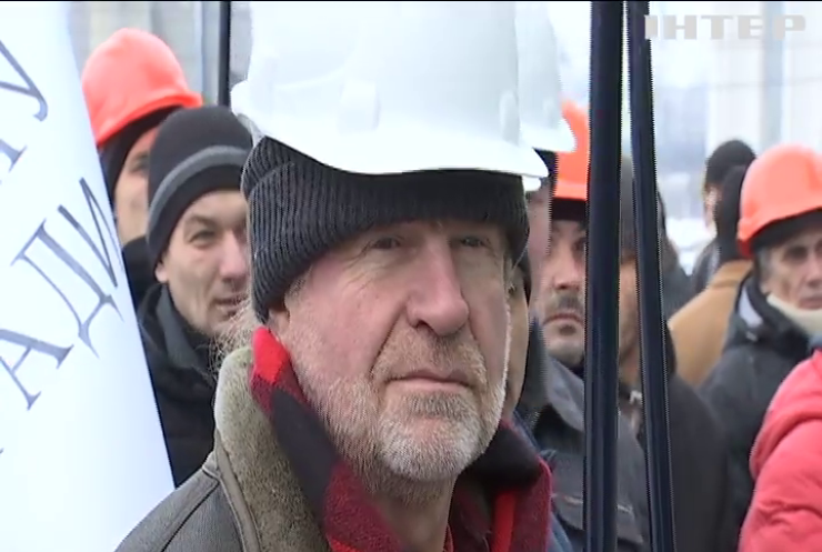 Работника порта Николаева требуют уволить министра инфраструктуры